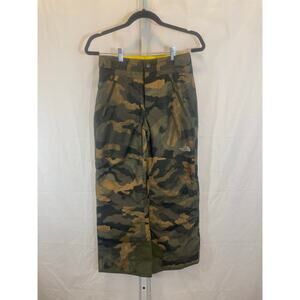 NWOT The North Face Camo Youth Freedom Insulated Boys Snow Pants - Boys 10-12